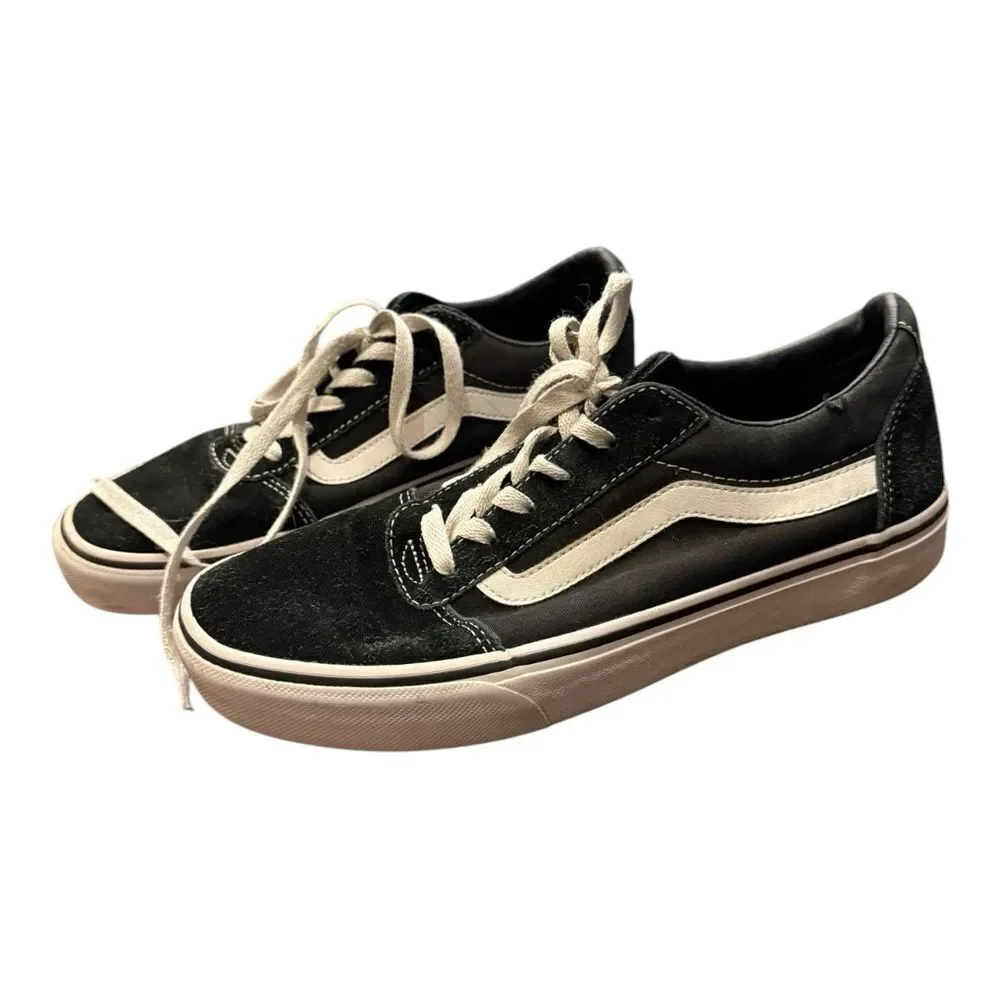 Vans Old Skool Black and White Low top sneakers size 8.5 womens